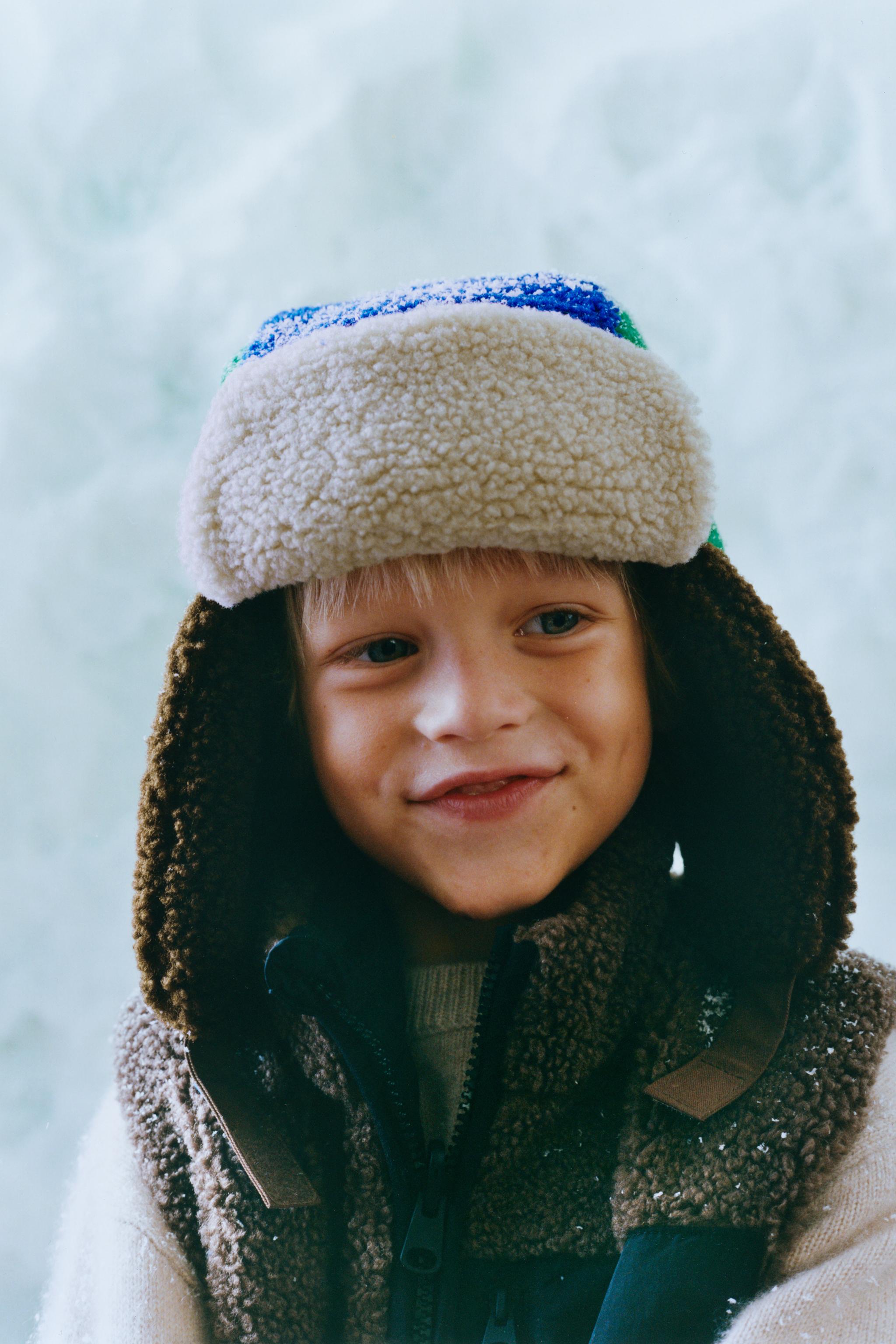 MULTICOLOR FLEECE CAP